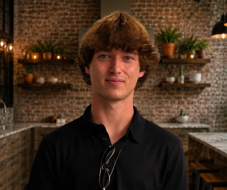 Walker Clatterbuck, Catering Associate